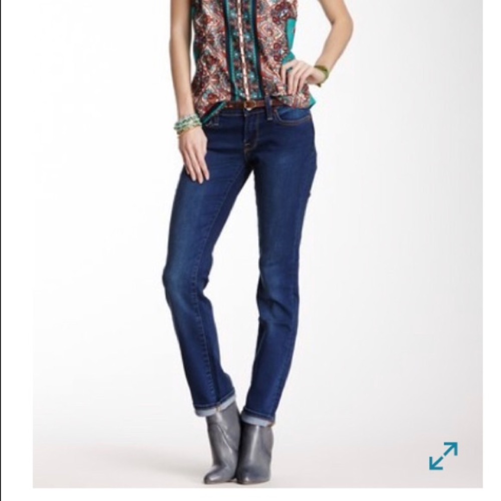 Lucky Brand Charlie Straight Stretchy Jeans